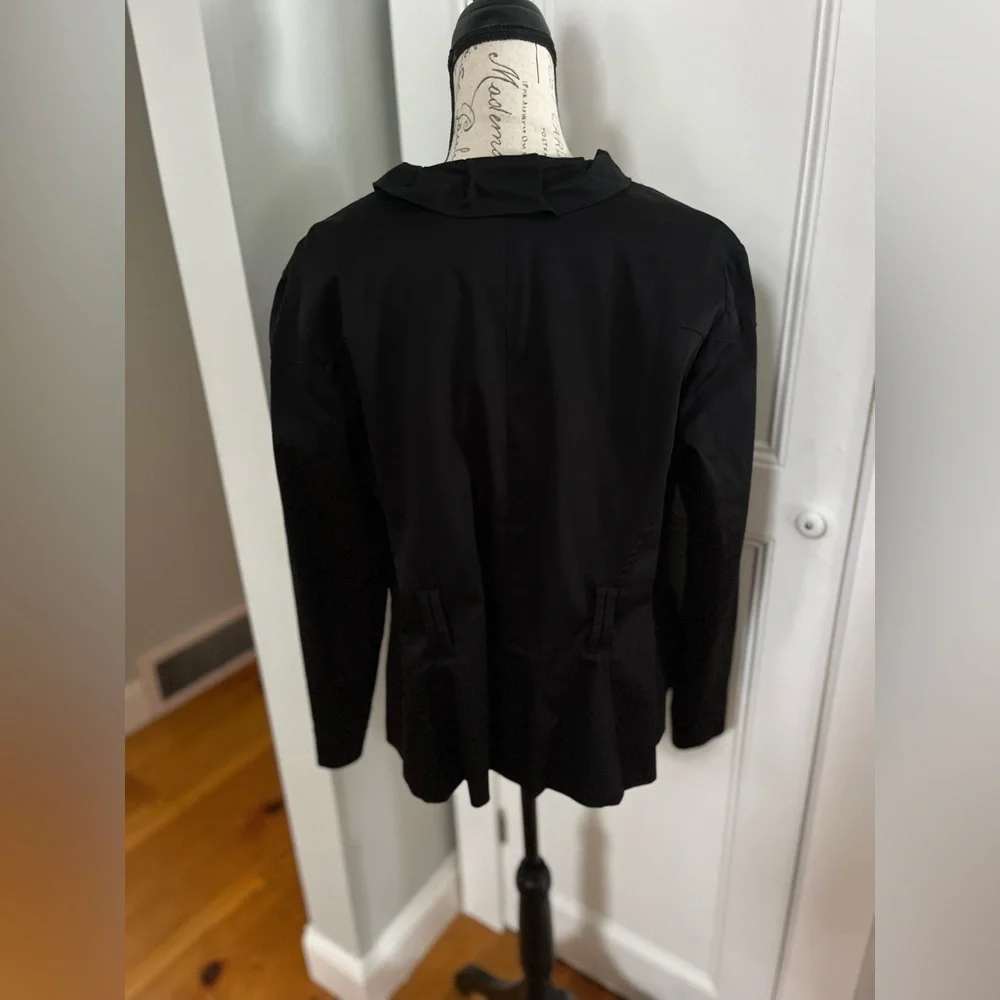 Sandro Black Round Ruffled Collar Jacket. Women's Size: XL. - Picture 7 of 8